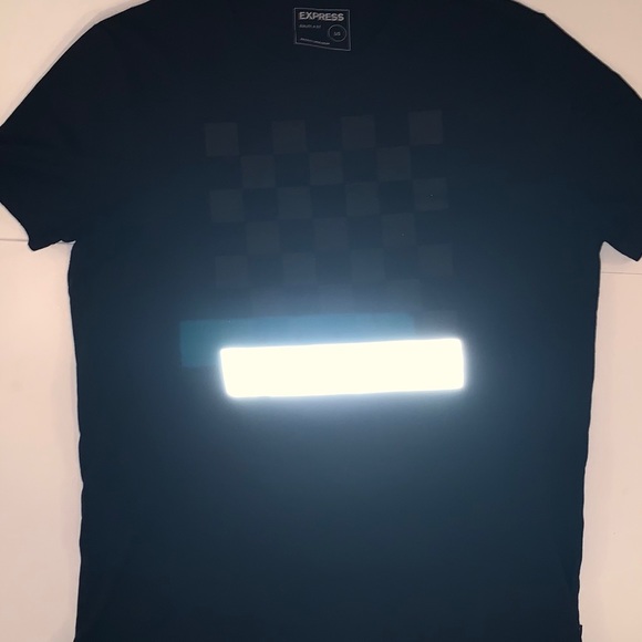Express reflective tee - Picture 2 of 2
